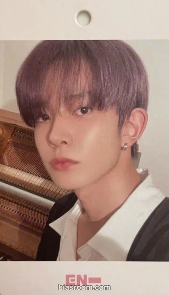 Heeseung 2024 Season's Greetings Photocard - ENHYPEN - ENHYPEN K-pop photocard