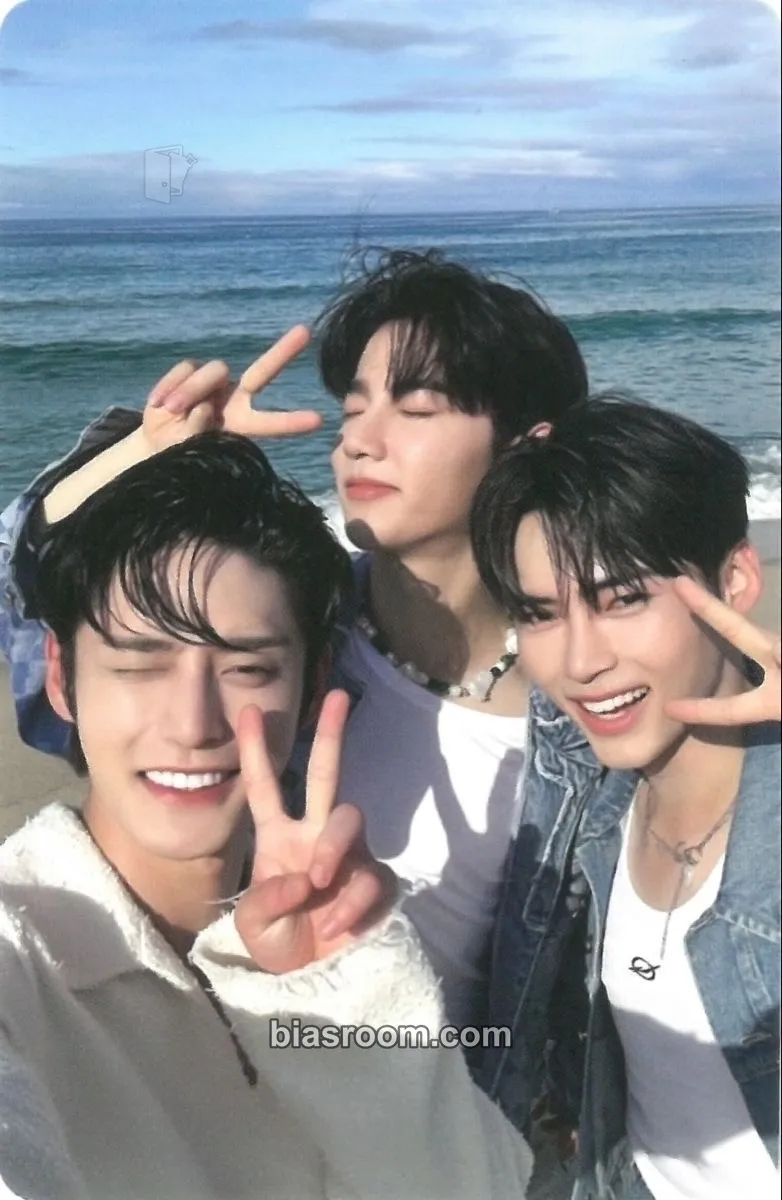DICON: The Beach Boy Photocard - ZEROBASEONE - ZEROBASEONE K-pop photocard