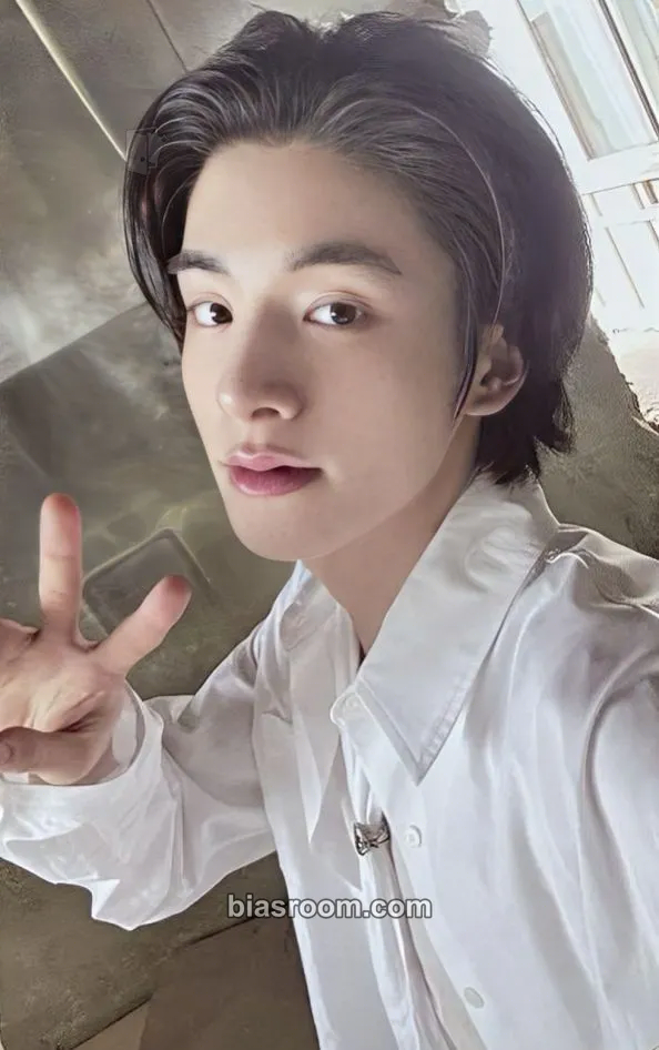 Jake ROMANCE: UNTOLD Photocard - ENHYPEN - ENHYPEN K-pop photocard