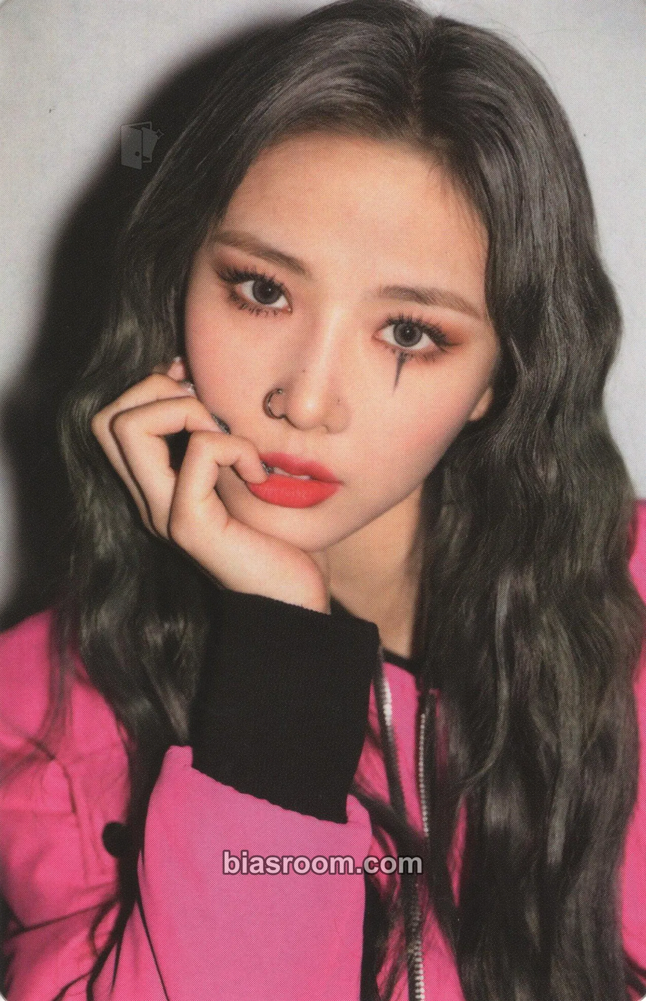 Yoohyeon Dystopia : Road to Utopia Photocard - Dreamcatcher - Dreamcatcher K-pop photocard