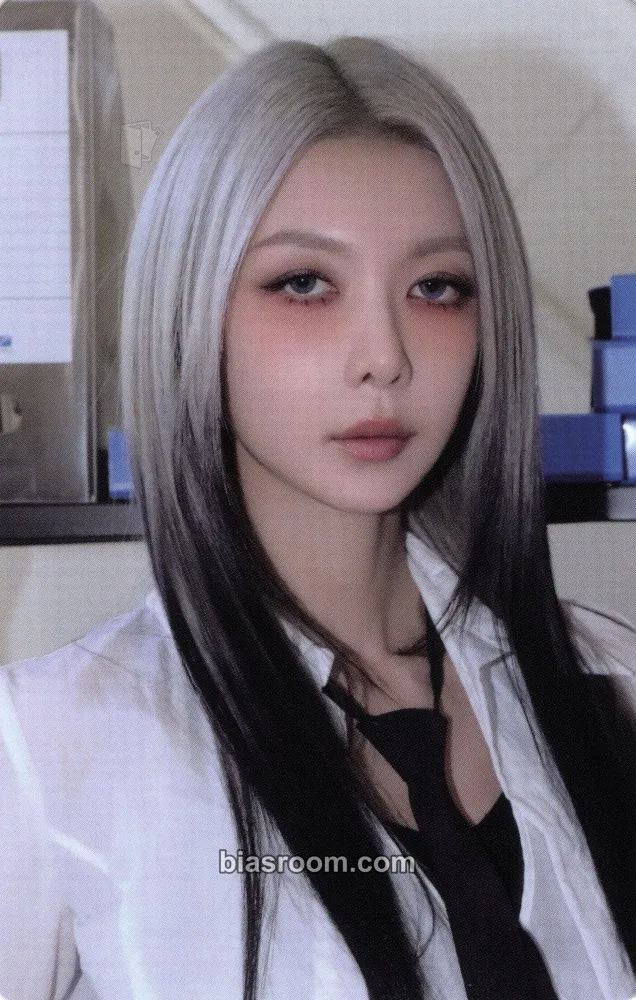 Dami VirtuouS Photocard - Dreamcatcher - Dreamcatcher K-pop photocard