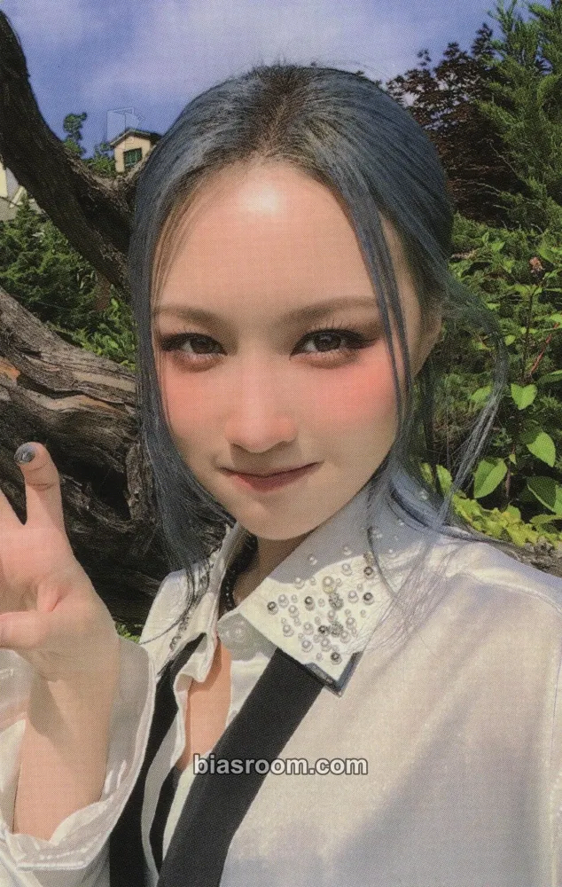Siyeon Dream Quest & Dreamlantis Photocard - Dreamcatcher - Dreamcatcher K-pop photocard