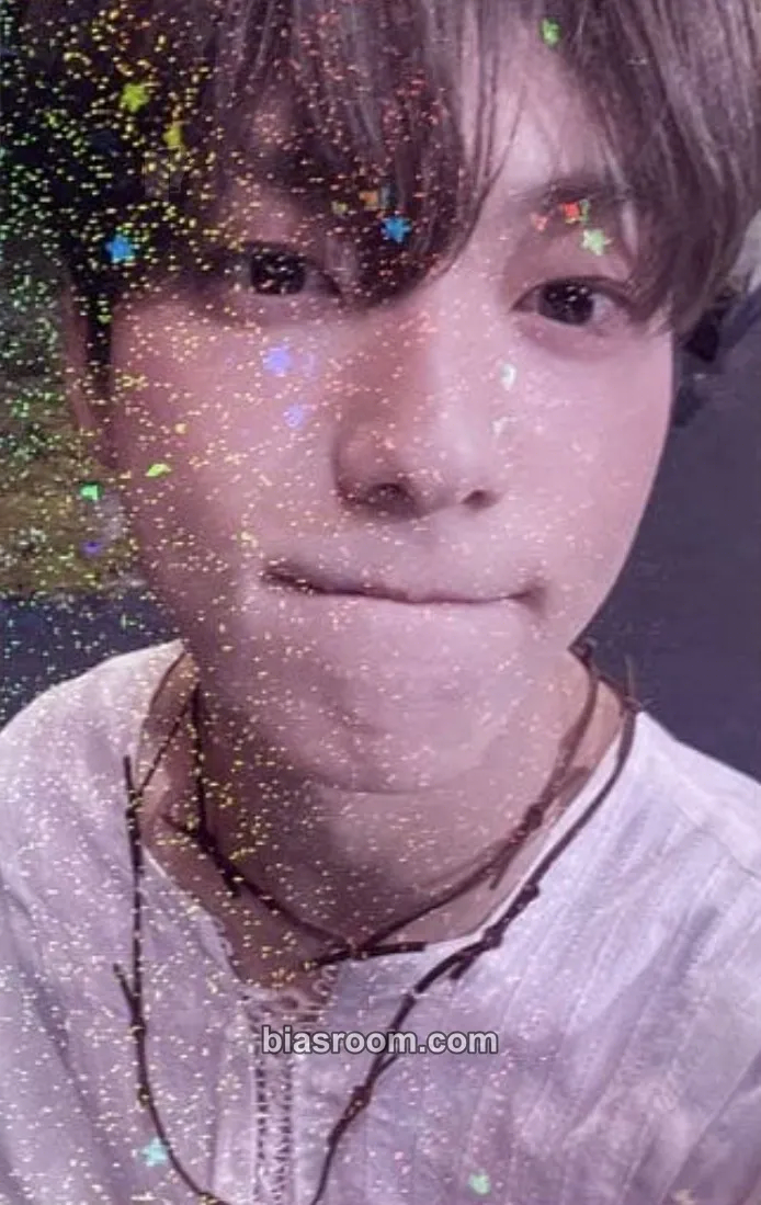 Soobin SWEET Photocard - TOMORROW X TOGETHER - TOMORROW X TOGETHER K-pop photocard