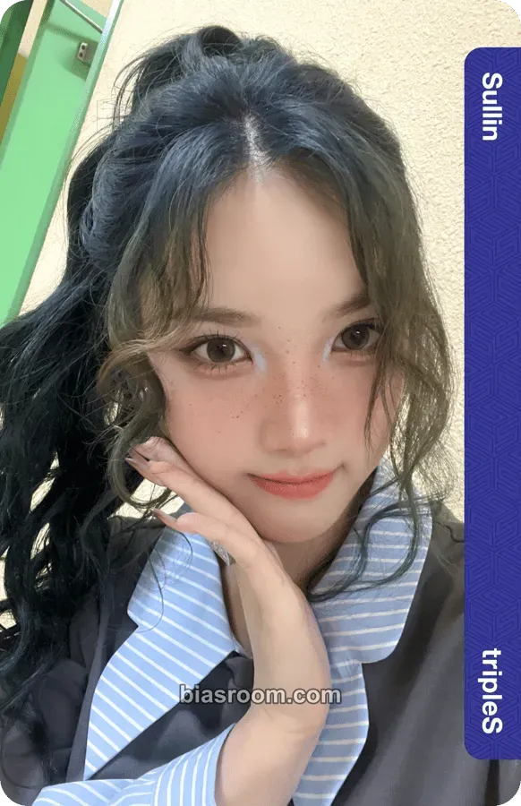 Sullin Beyond Beauty Photocard - tripleS - tripleS K-pop photocard