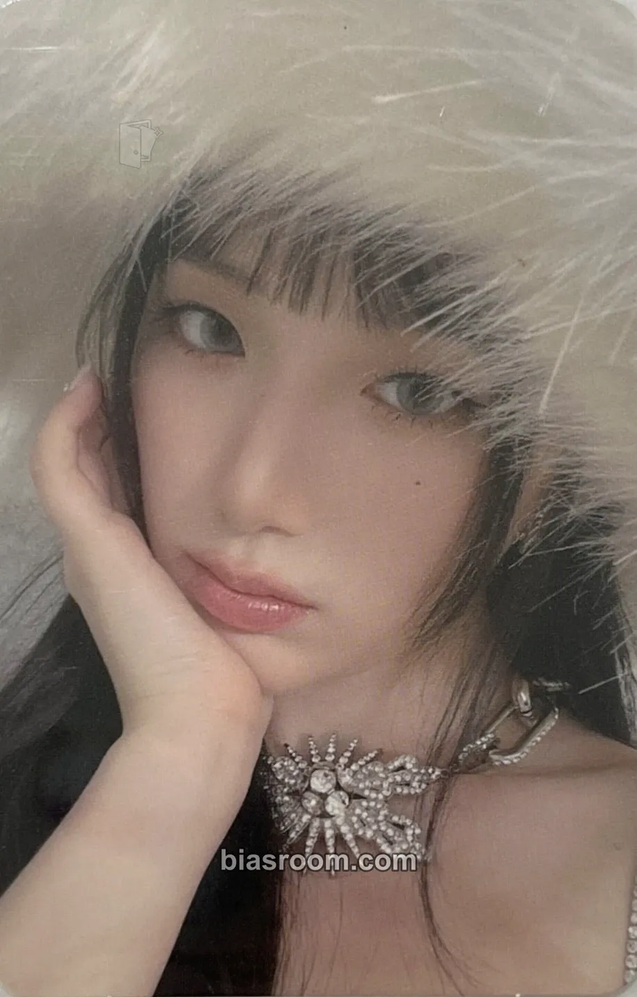 Shuhua 2 Photocard - i-dle - i-dle K-pop photocard