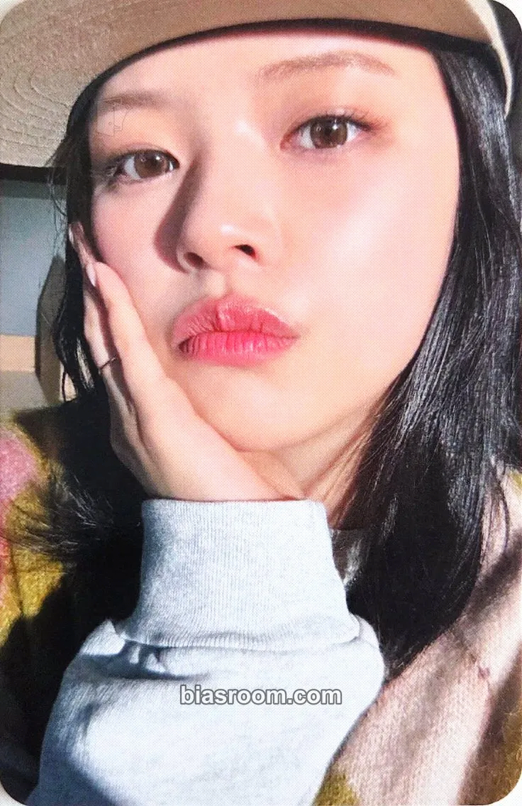 Jeongyeon TEN: The Story Goes On Photocard - TWICE - TWICE K-pop photocard