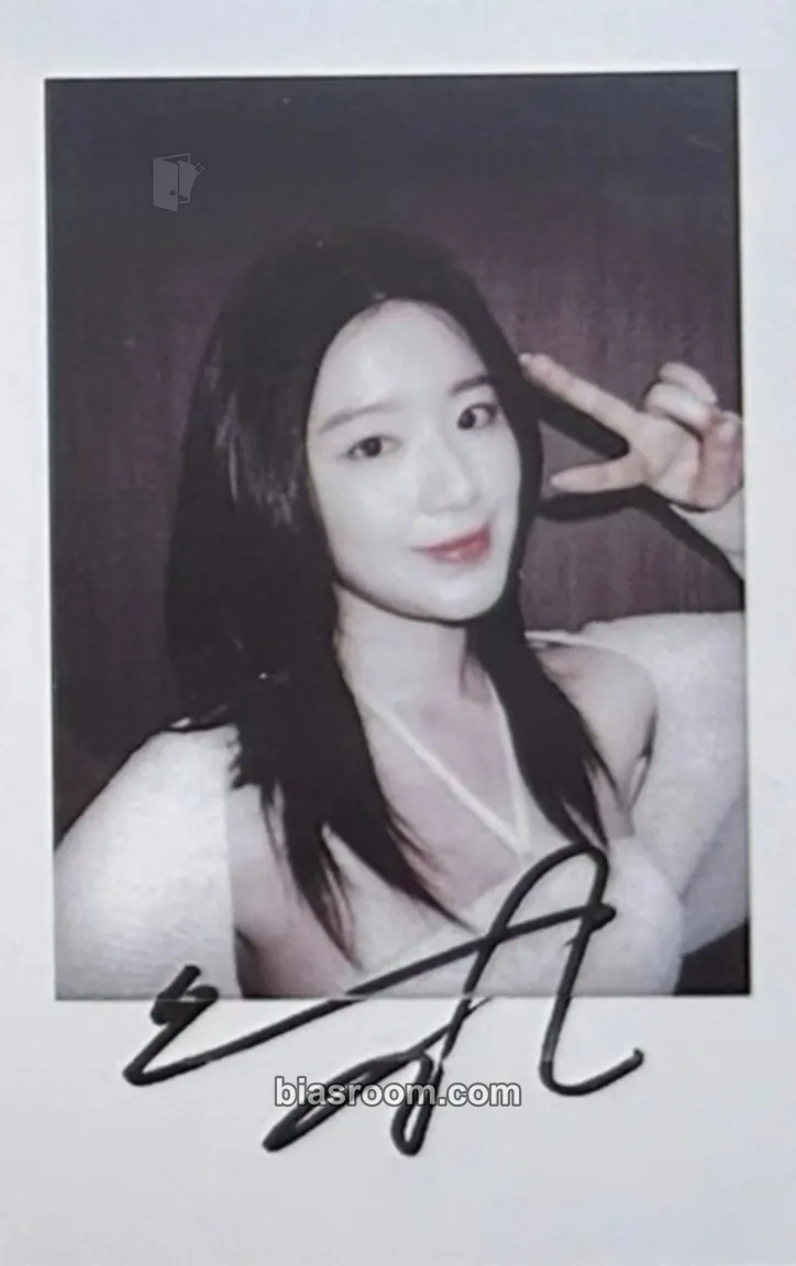 Shuhua 2 Photocard - i-dle - i-dle K-pop photocard