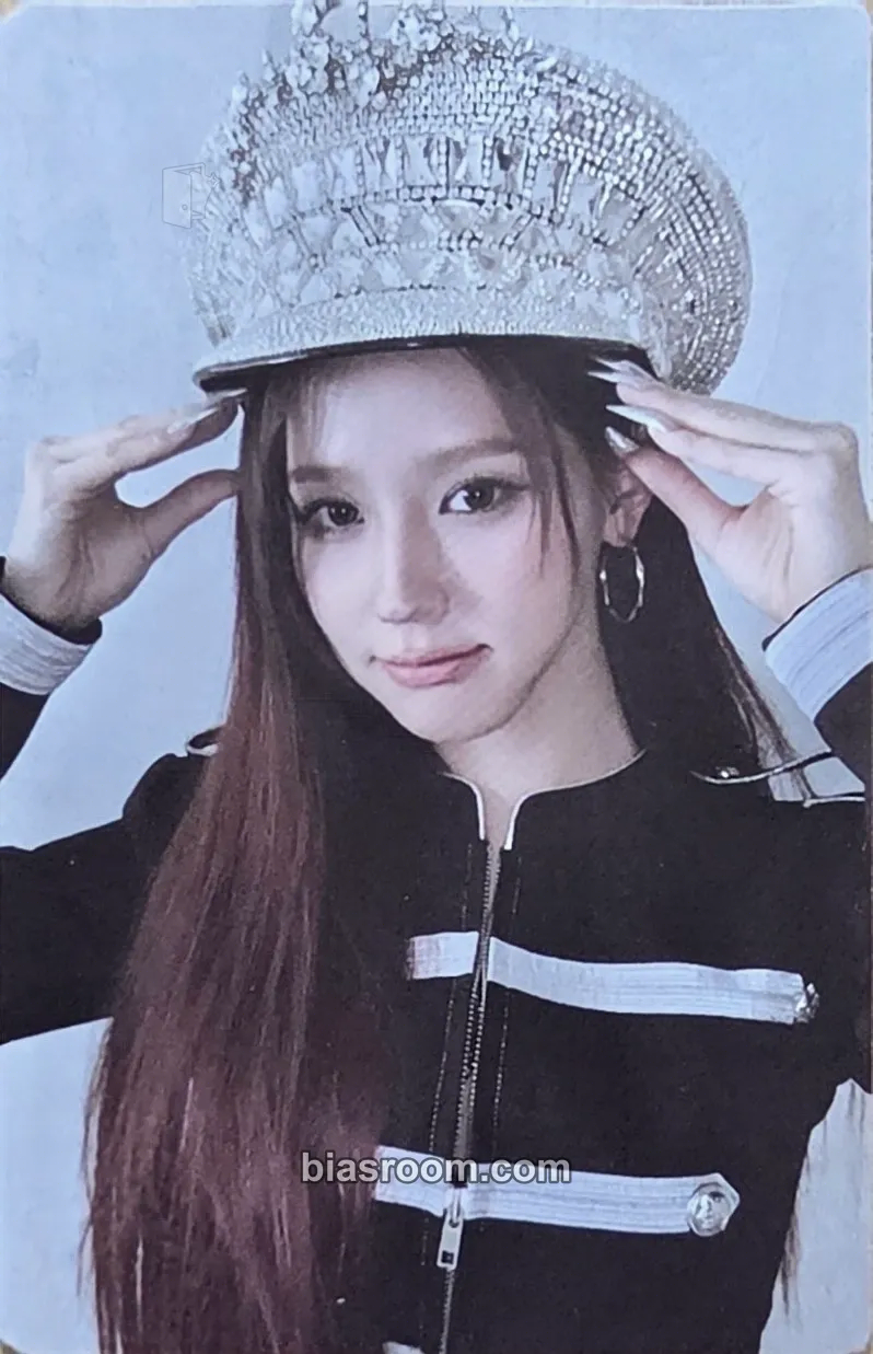Miyeon 2 Photocard - i-dle - i-dle K-pop photocard