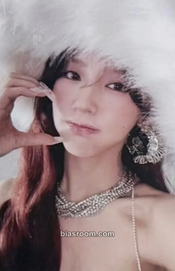Miyeon 2 Photocard - i-dle - i-dle K-pop photocard