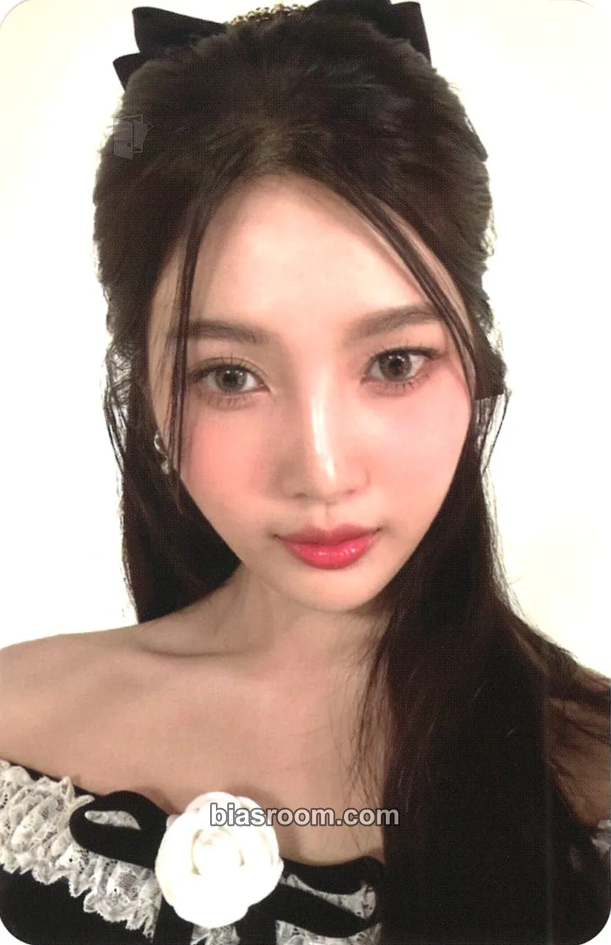 Joy 2024 Season's Greetings Photocard - Red Velvet - Red Velvet K-pop photocard