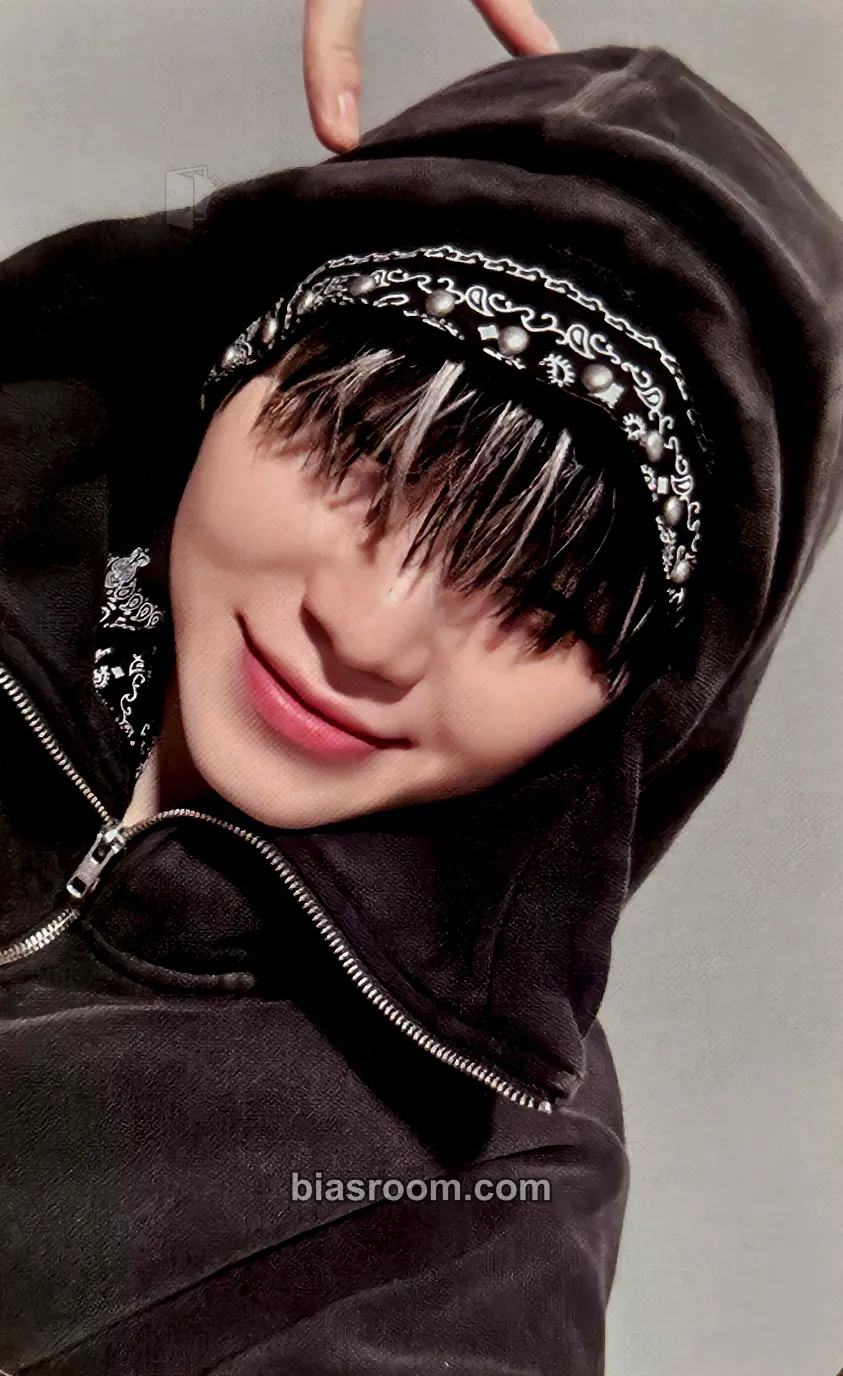 Woozi BEAM Photocard - SEVENTEEN - SEVENTEEN K-pop photocard