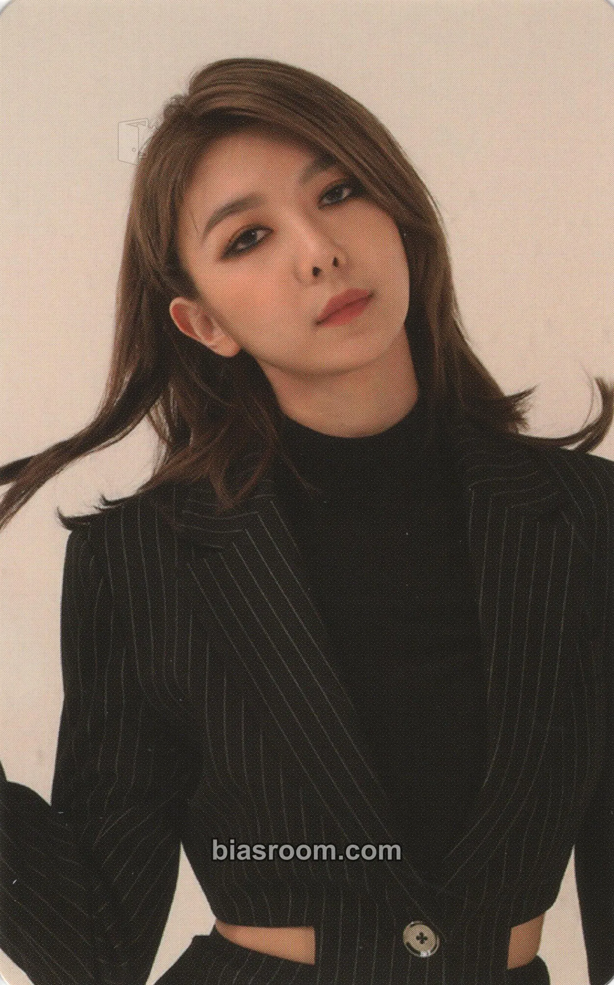 Dami Dystopia: The Tree of Language Photocard - Dreamcatcher - Dreamcatcher K-pop photocard
