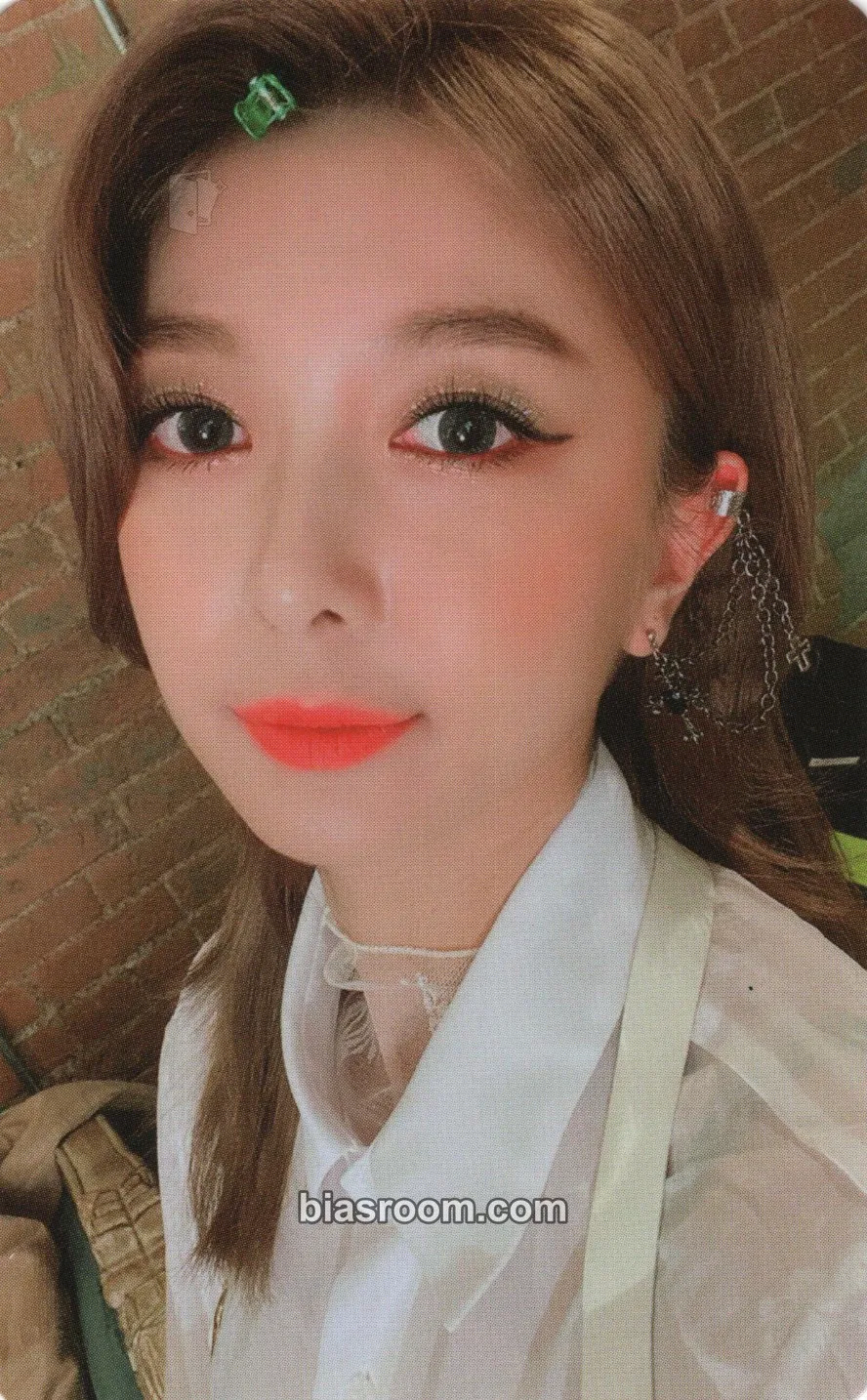 Dami Dystopia: The Tree of Language Photocard - Dreamcatcher - Dreamcatcher K-pop photocard