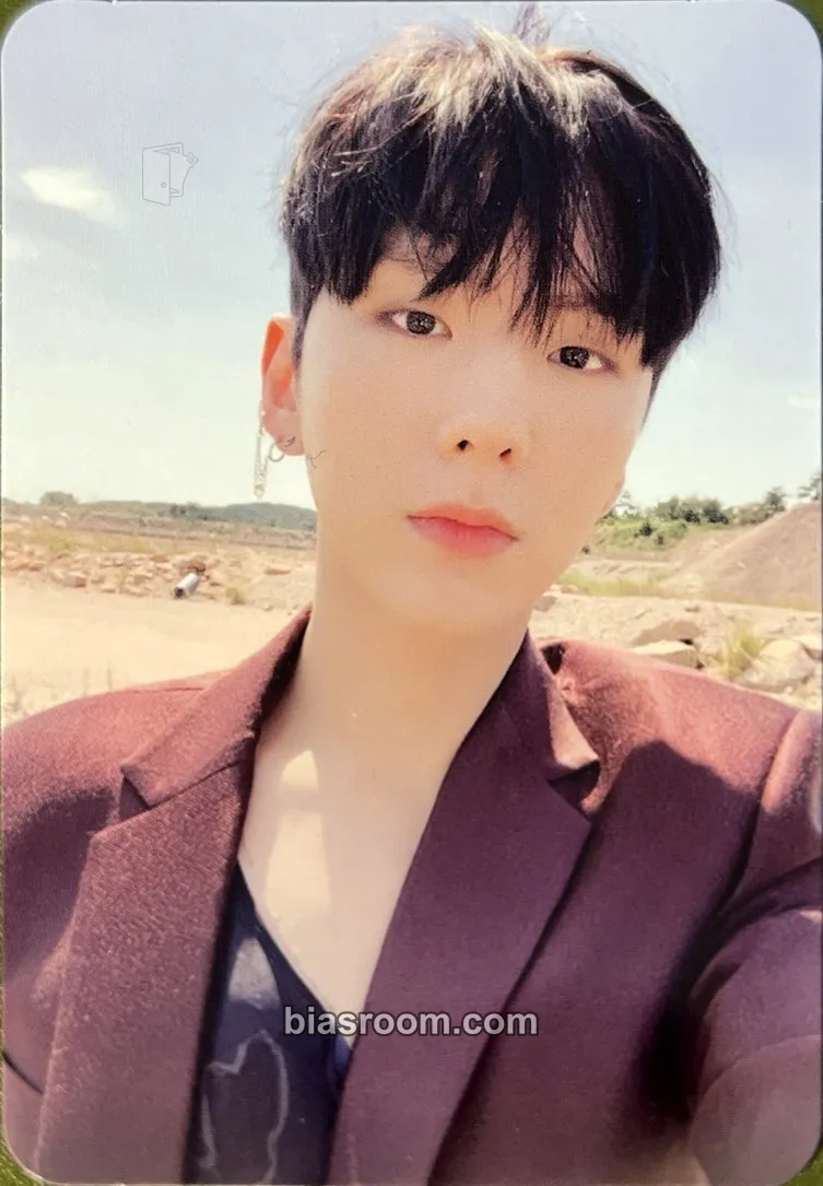 Kihyun Follow - Find You Photocard - MONSTA X - MONSTA X K-pop photocard