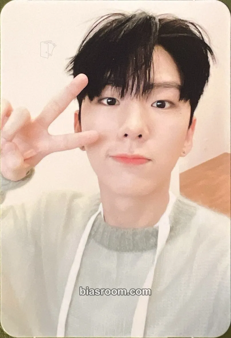Kihyun Follow - Find You Photocard - MONSTA X - MONSTA X K-pop photocard