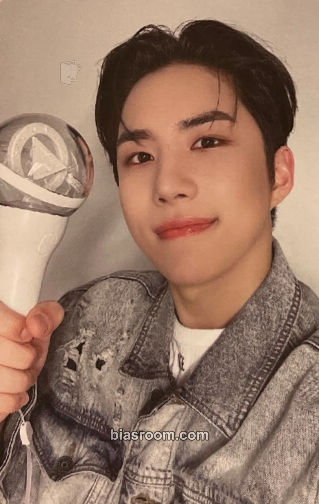 Wow Lightstick Ver 2 Photocard - A.C.E - A.C.E K-pop photocard