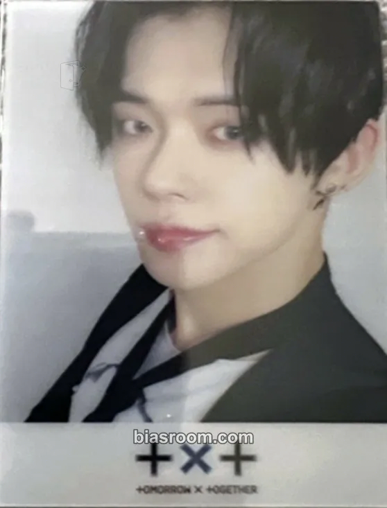 Yeonjun The Chaos Chapter: Fight or Escape Photocard - TOMORROW X TOGETHER - TOMORROW X TOGETHER K-pop photocard