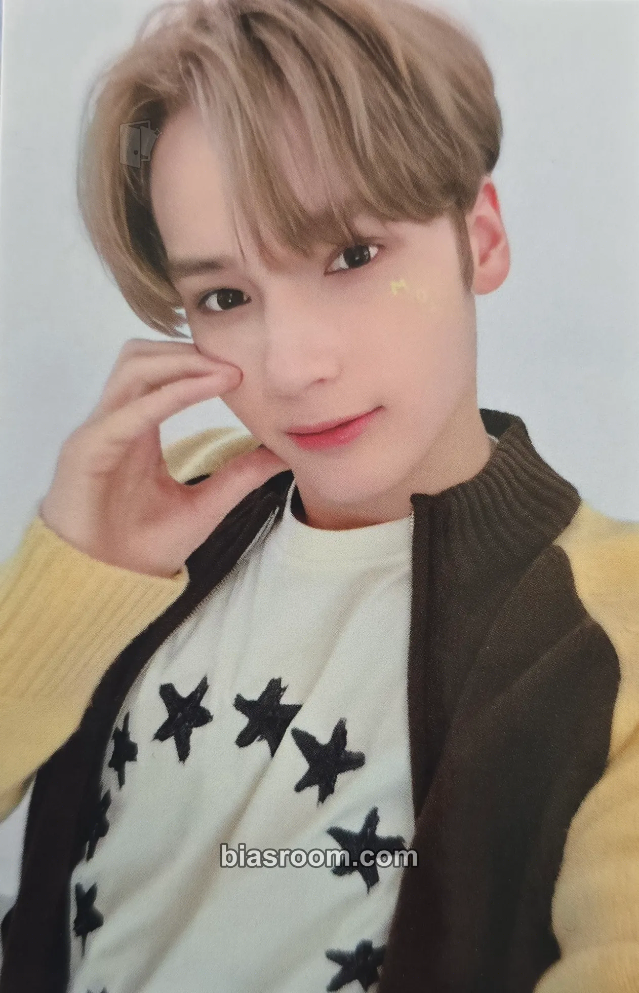 Huening Kai 2024 Fanlive Present X Together Photocard - TOMORROW X TOGETHER - TOMORROW X TOGETHER K-pop photocard
