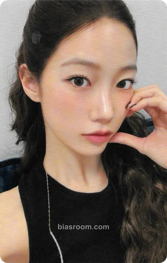 Kazuha SPAGHETTI Photocard - LE SSERAFIM - LE SSERAFIM K-pop photocard