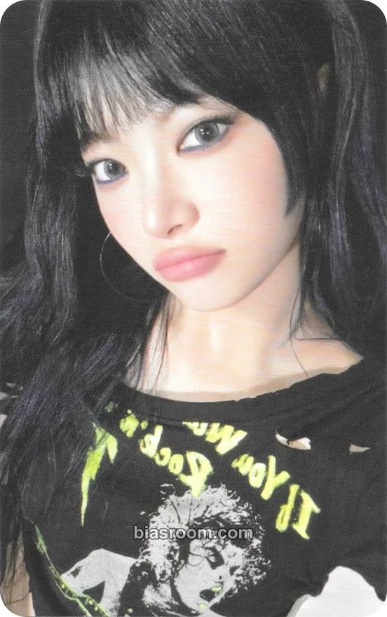 Hong Eunchae SPAGHETTI Photocard - LE SSERAFIM - LE SSERAFIM K-pop photocard