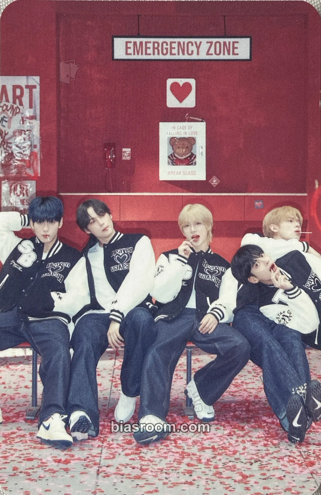 The Star Chapter: Sanctuary Photocard - TOMORROW X TOGETHER - TOMORROW X TOGETHER K-pop photocard