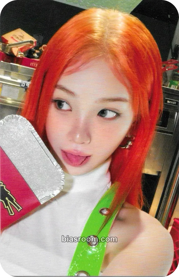 Kim Chaewon SPAGHETTI Photocard - LE SSERAFIM - LE SSERAFIM K-pop photocard
