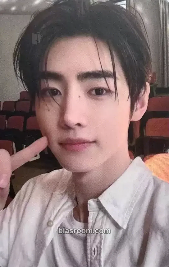 Sunghoon ROMANCE: UNTOLD Photocard - ENHYPEN - ENHYPEN K-pop photocard