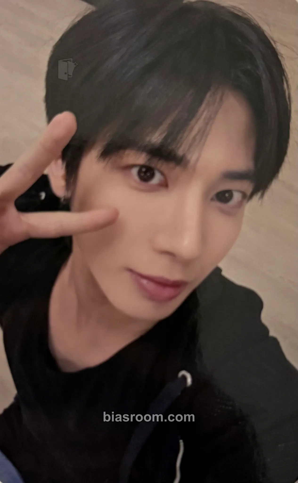 Taehyun The Star Chapter: Sanctuary Photocard - TOMORROW X TOGETHER - TOMORROW X TOGETHER K-pop photocard