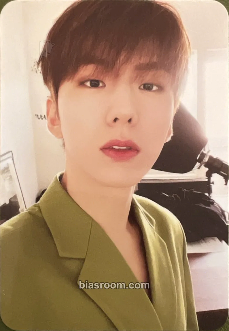 Kihyun Voyager Photocard - MONSTA X - MONSTA X K-pop photocard