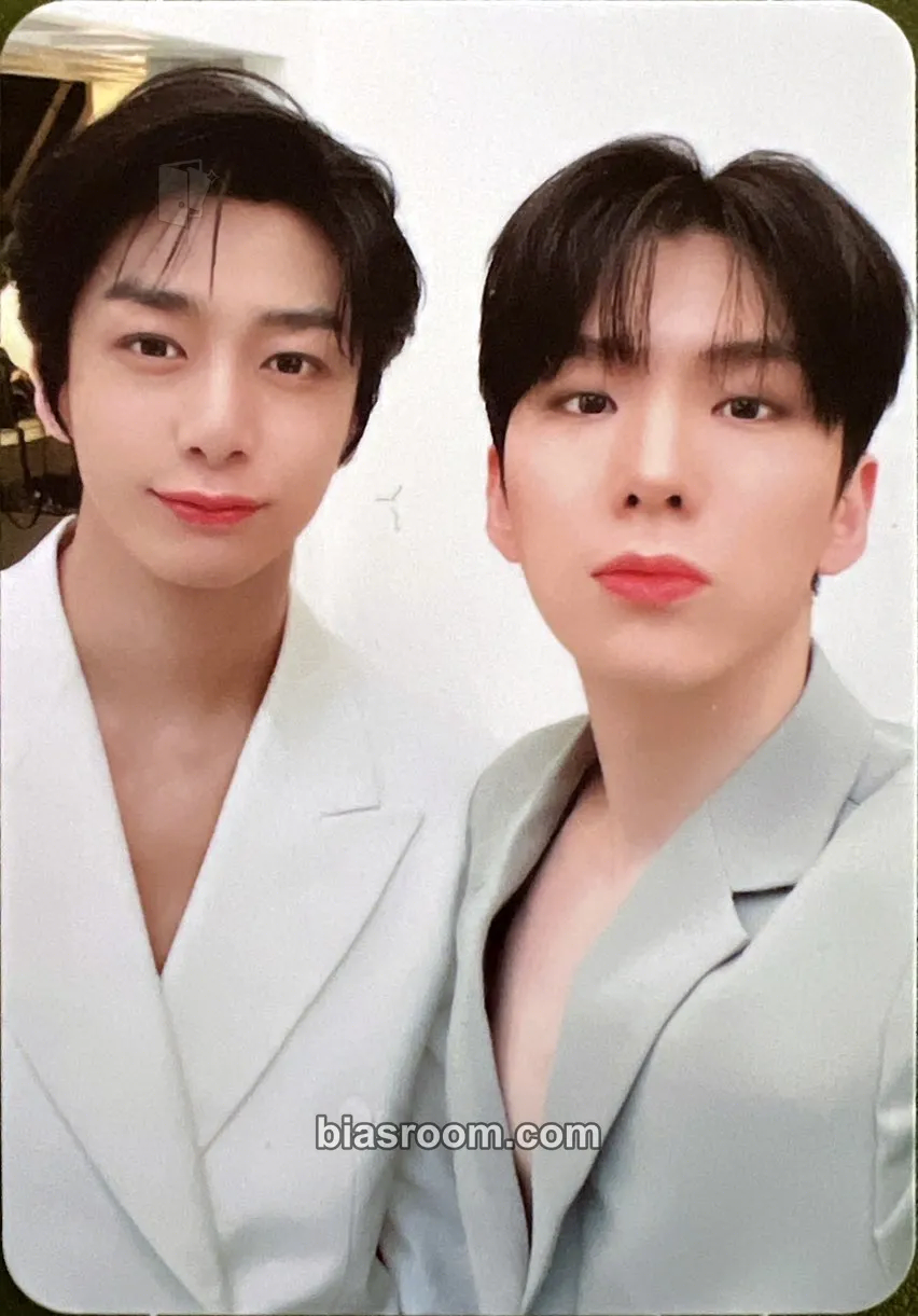 One of a Kind Photocard - MONSTA X - MONSTA X K-pop photocard