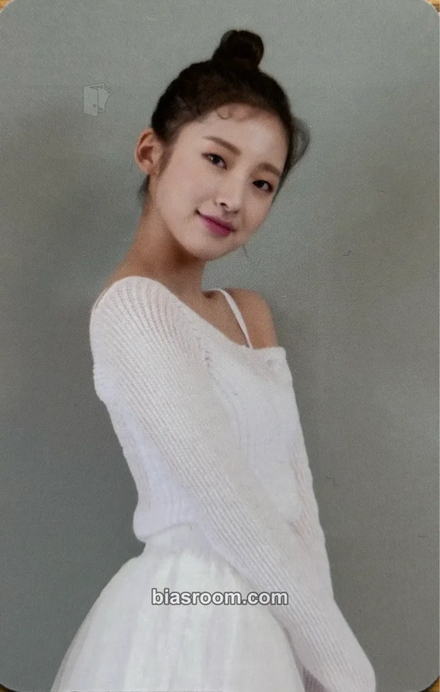 OH MY GIRL - Arin - The Fifth Season Album qr card album photocard double-sided
