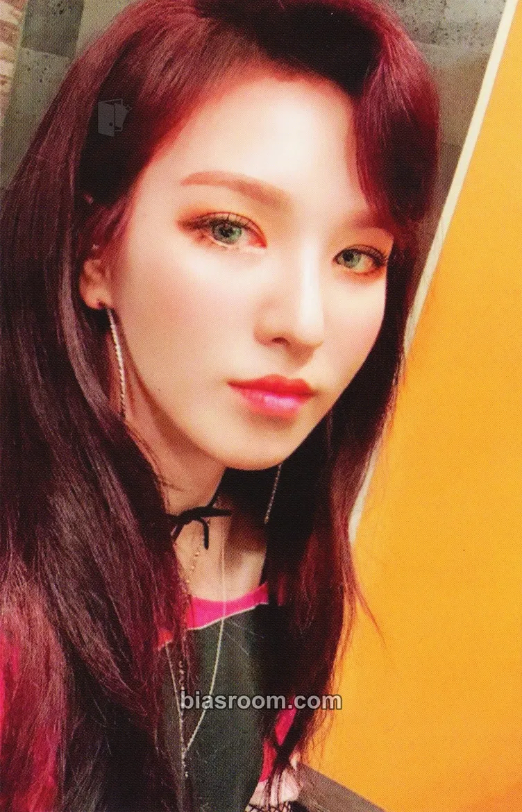Wendy The Perfect Red Velvet Photocard - Red Velvet - Red Velvet K-pop photocard