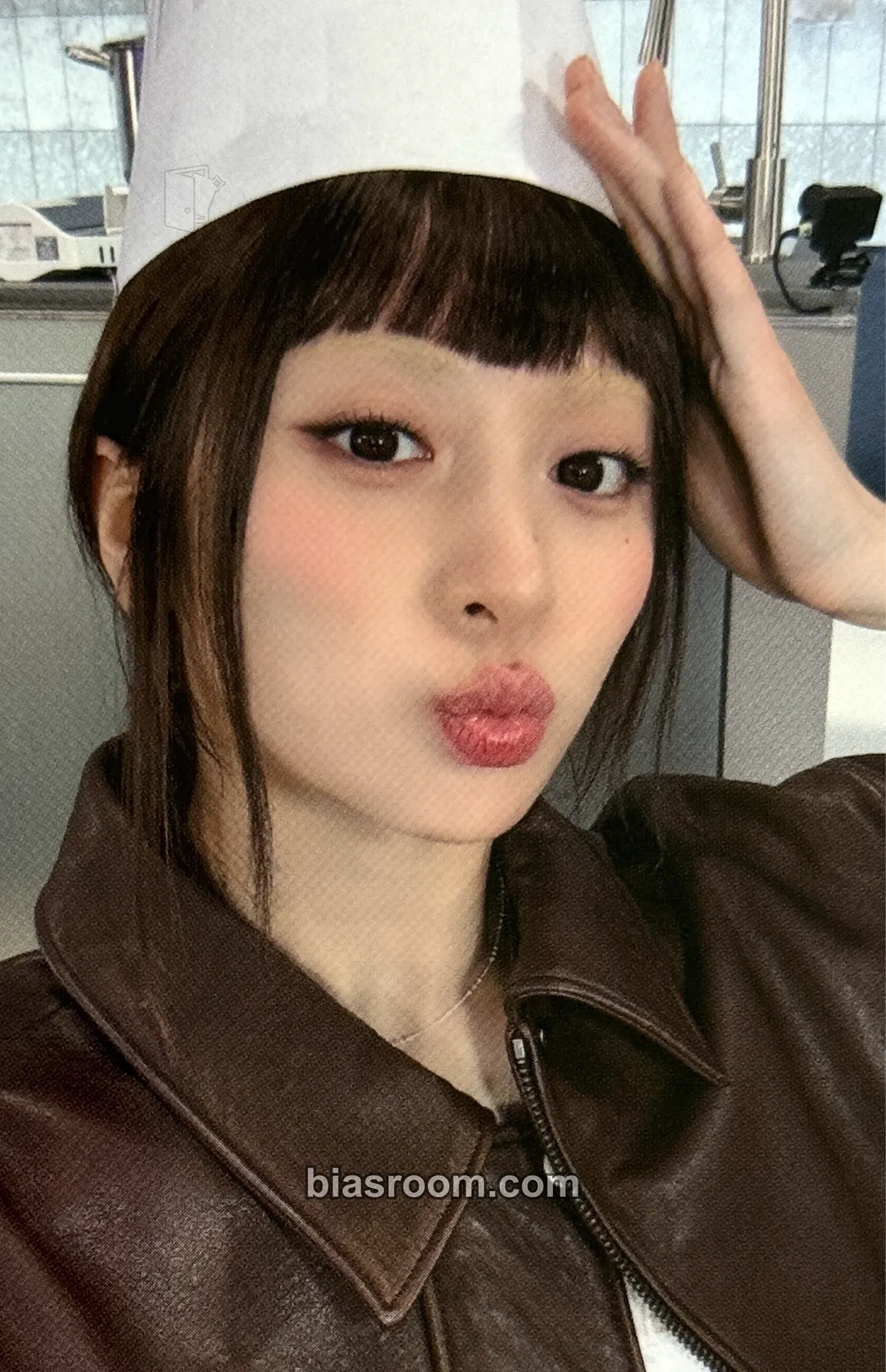 Huh Yunjin SPAGHETTI Photocard - LE SSERAFIM - LE SSERAFIM K-pop photocard