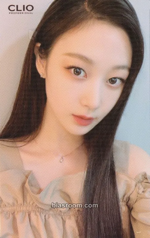 Giselle AESPA X CLIO Photocard - aespa - aespa K-pop photocard