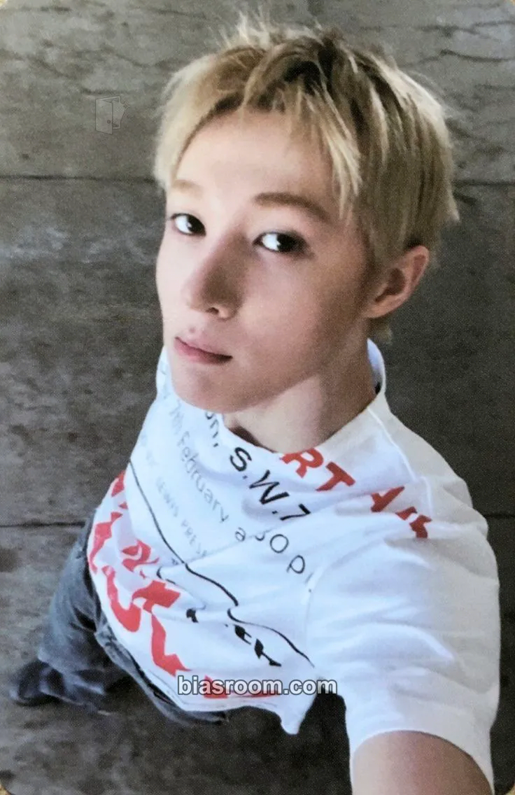 Martin COLOR OUTSIDE THE LINES Photocard - CORTIS - CORTIS K-pop photocard