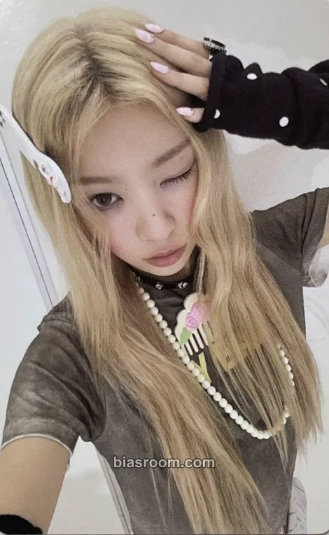 Moka NOT CUTE ANYMORE Photocard - ILLIT - ILLIT K-pop photocard