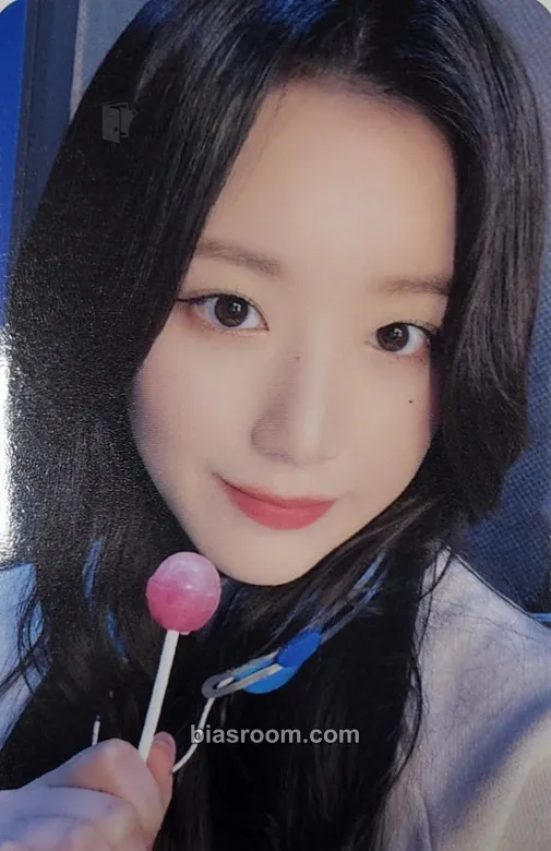 Shuhua 2 Photocard - i-dle - i-dle K-pop photocard