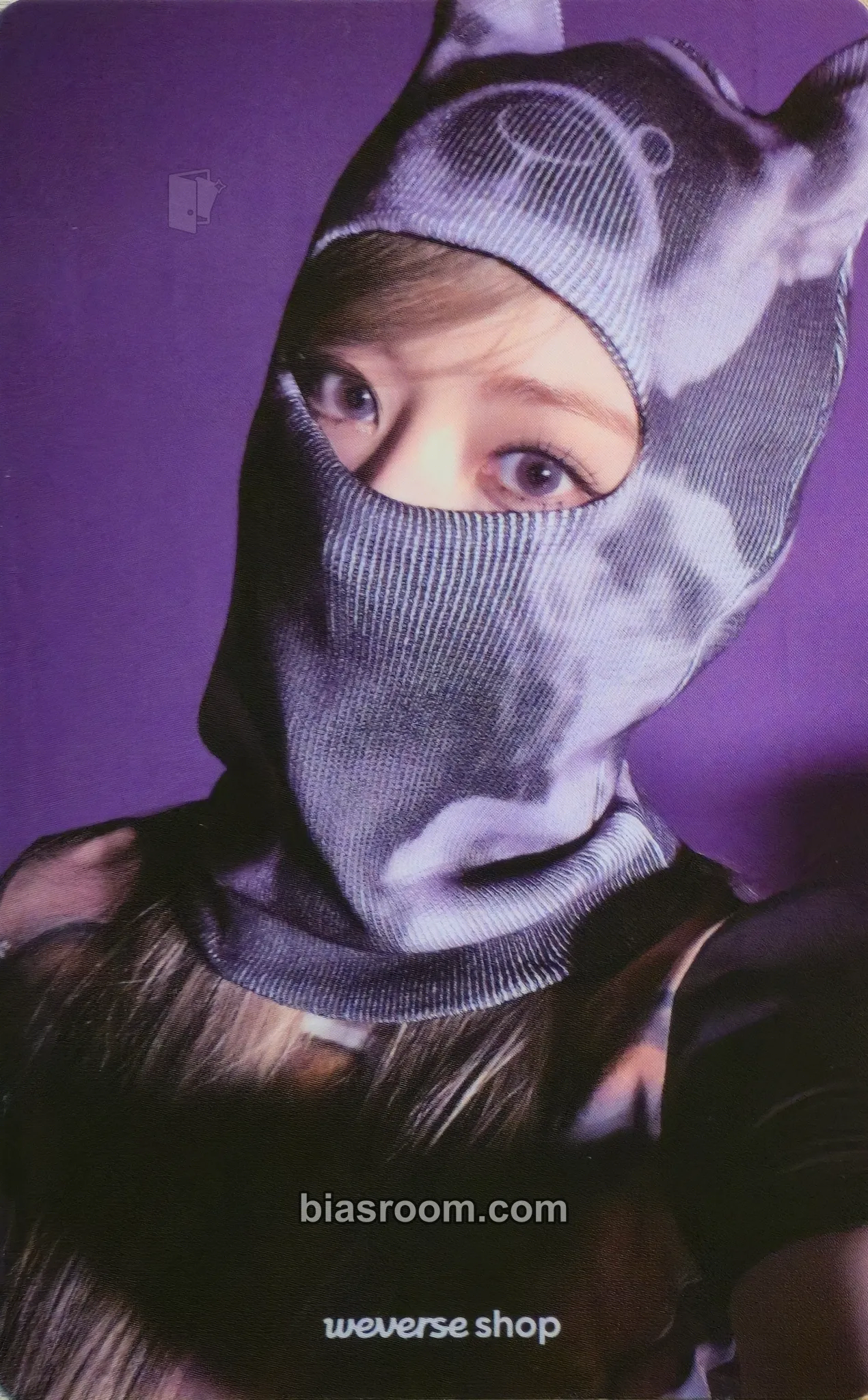 Sakura CRAZY Photocard - LE SSERAFIM - LE SSERAFIM K-pop photocard
