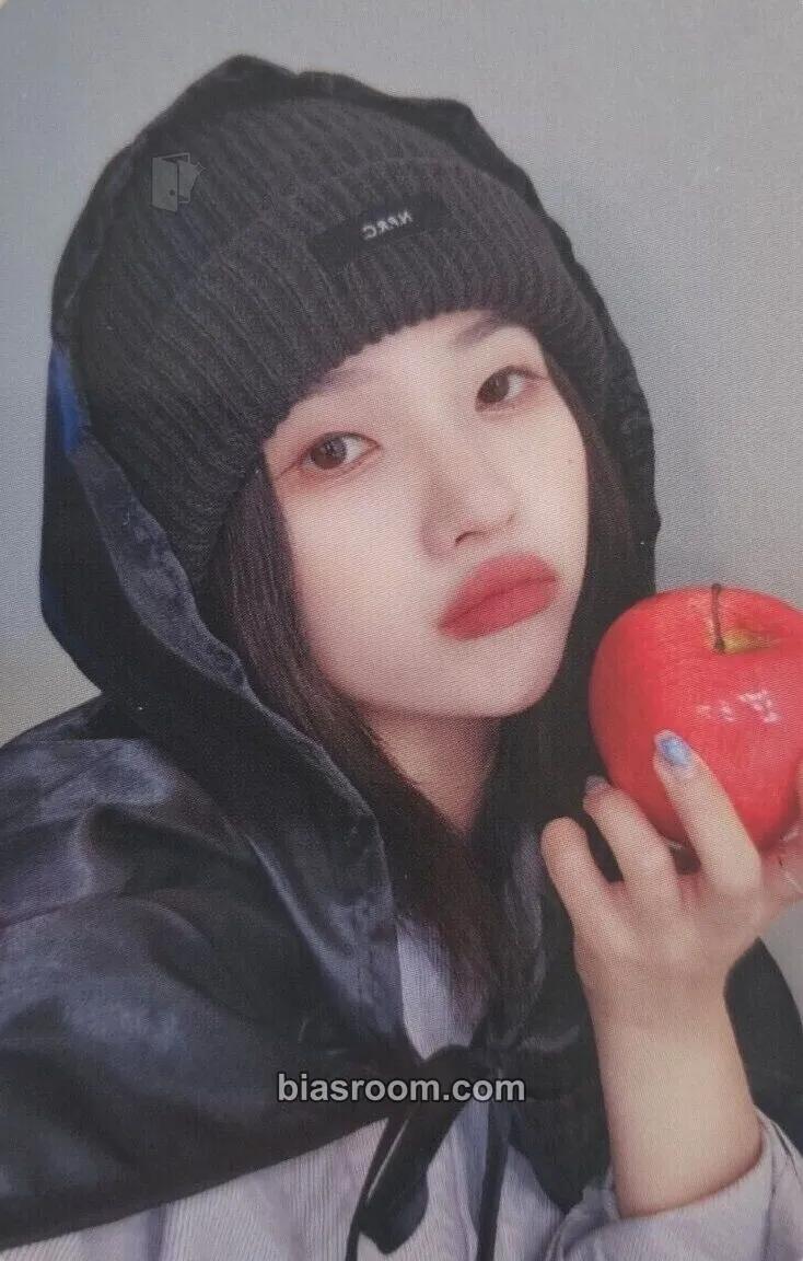 Soyeon 2 Photocard - i-dle - i-dle K-pop photocard
