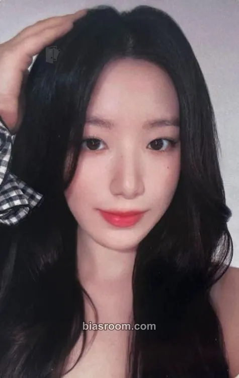Shuhua 2 Photocard - i-dle - i-dle K-pop photocard