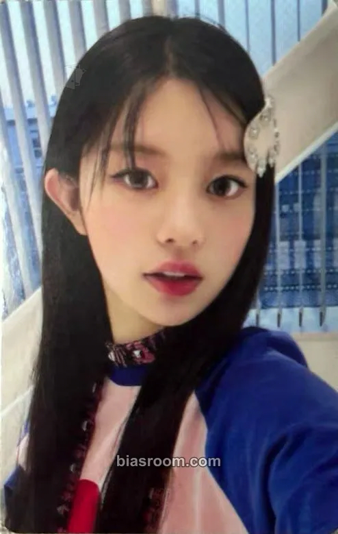 Minju bomb Photocard - ILLIT - ILLIT K-pop photocard