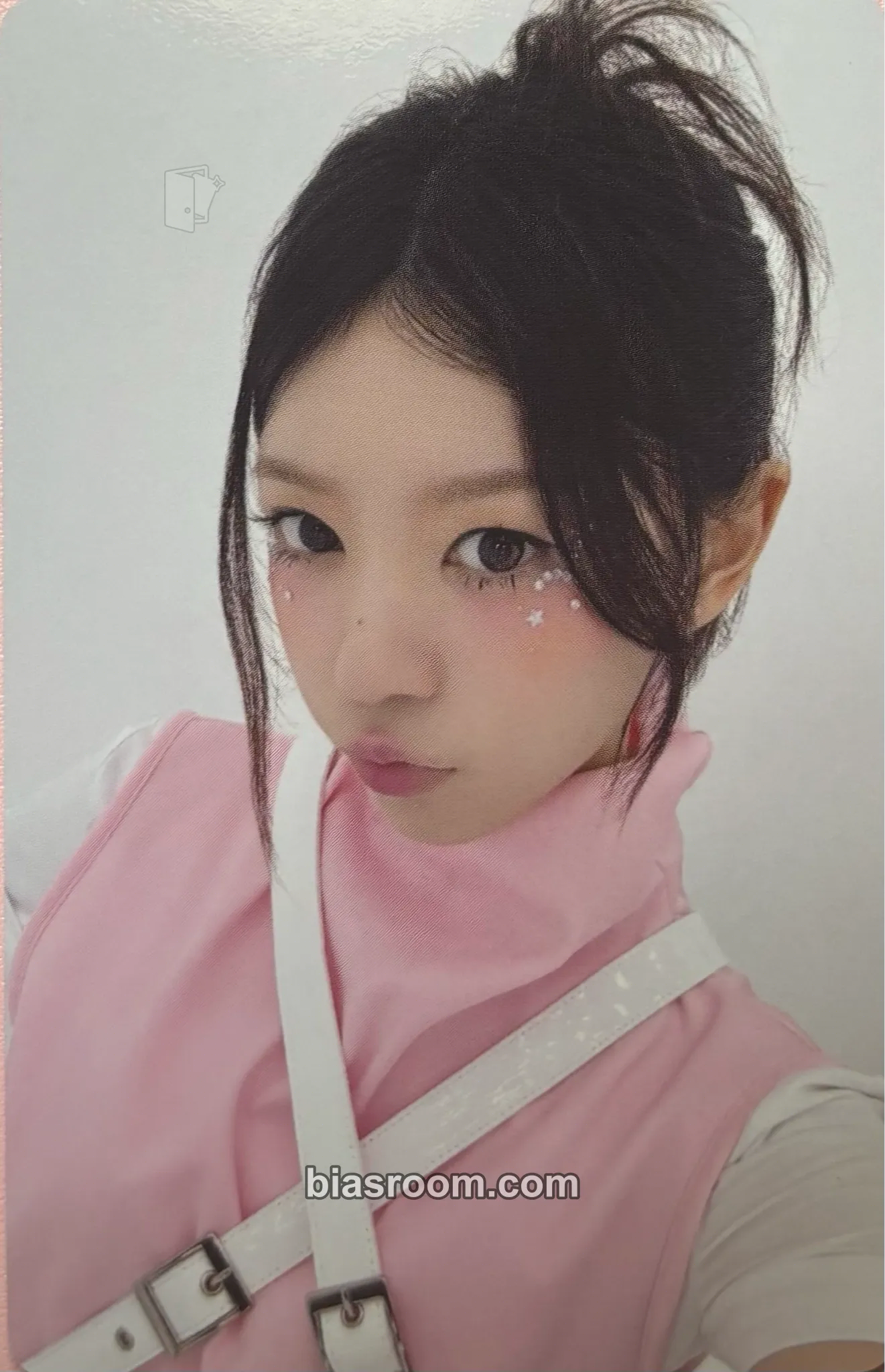 Moka bomb Photocard - ILLIT - ILLIT K-pop photocard