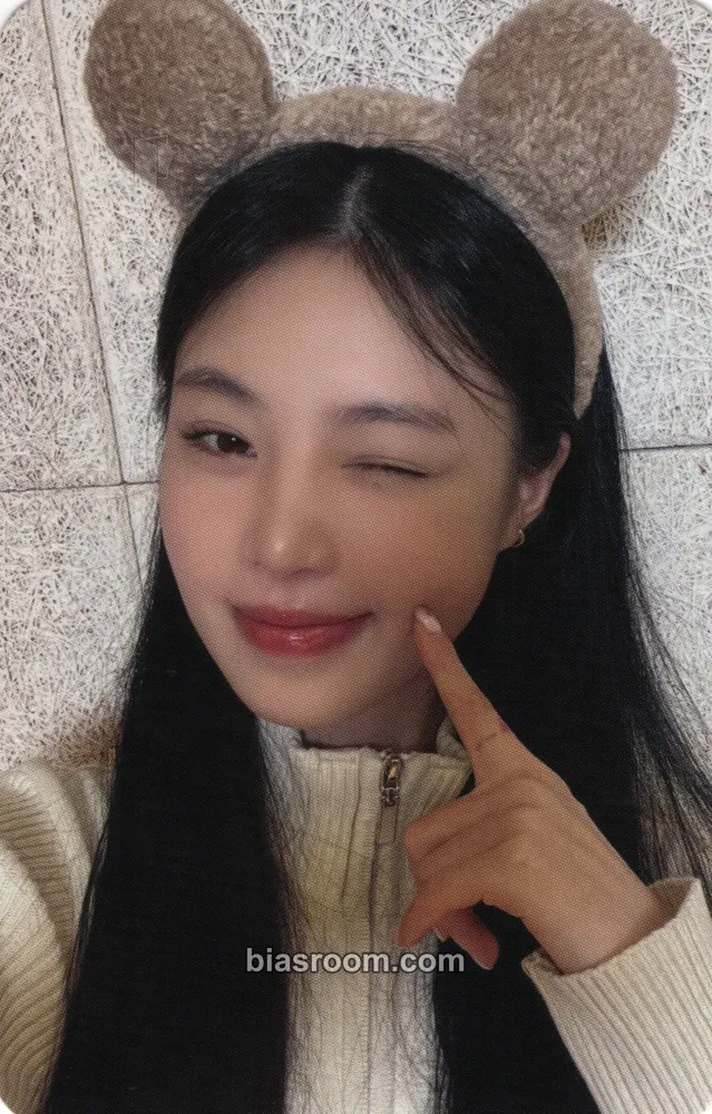 Soojin AGASSY Photocard - Soojin K-pop photocard