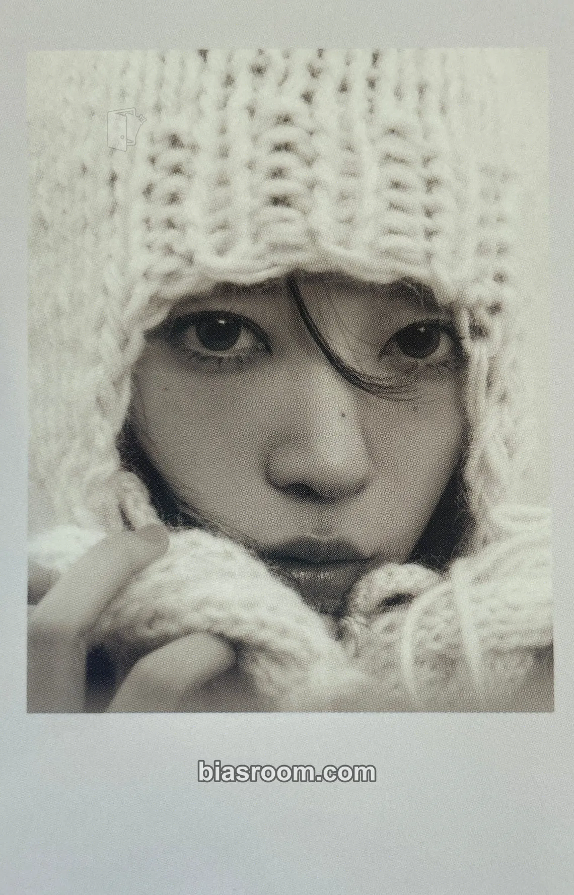 Moka bomb Photocard - ILLIT - ILLIT K-pop photocard