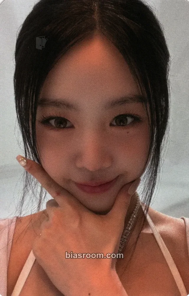 Soojin - Soojin - AGASSY Album everline