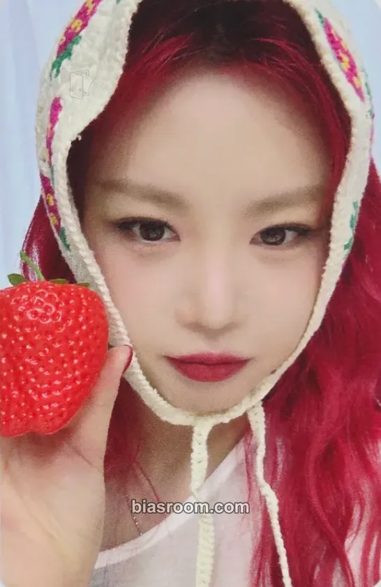 Soojin BADITUDE Photocard - Soojin K-pop photocard