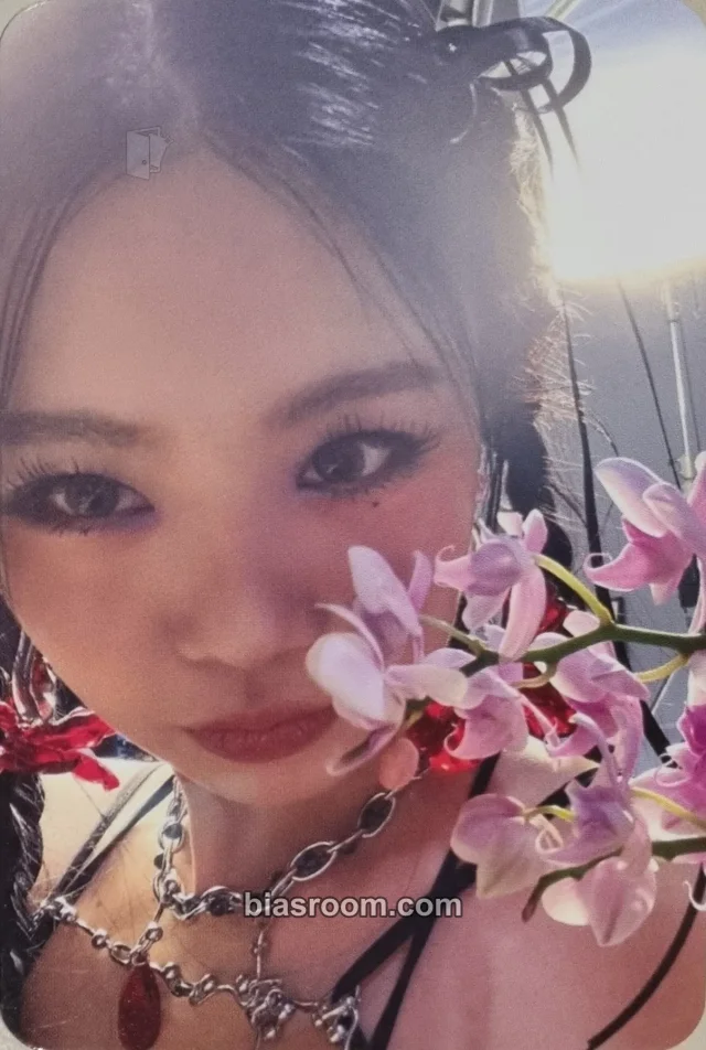 Soojin - Soojin - AGASSY Album apple music round 1 video call (fancall)