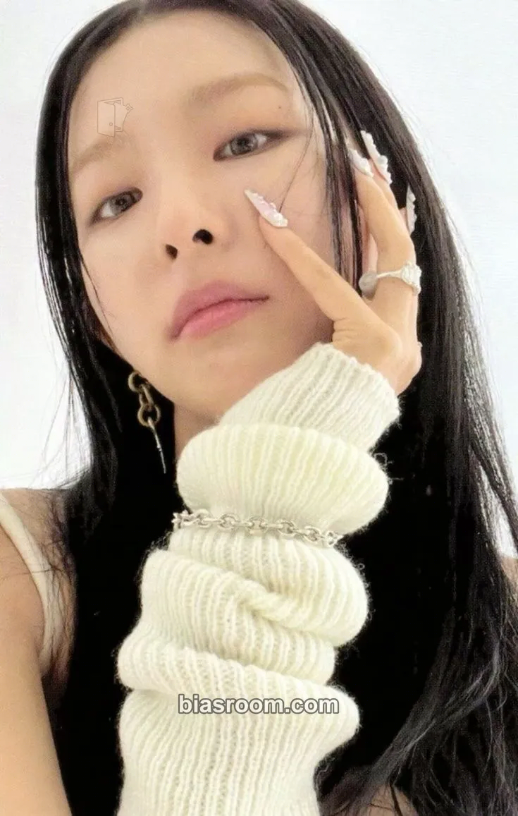 Seulgi 28 Reasons Photocard - Red Velvet - Red Velvet K-pop photocard