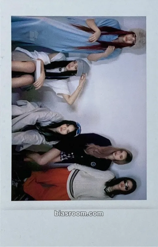 How Sweet Photocard - NewJeans - NewJeans K-pop photocard
