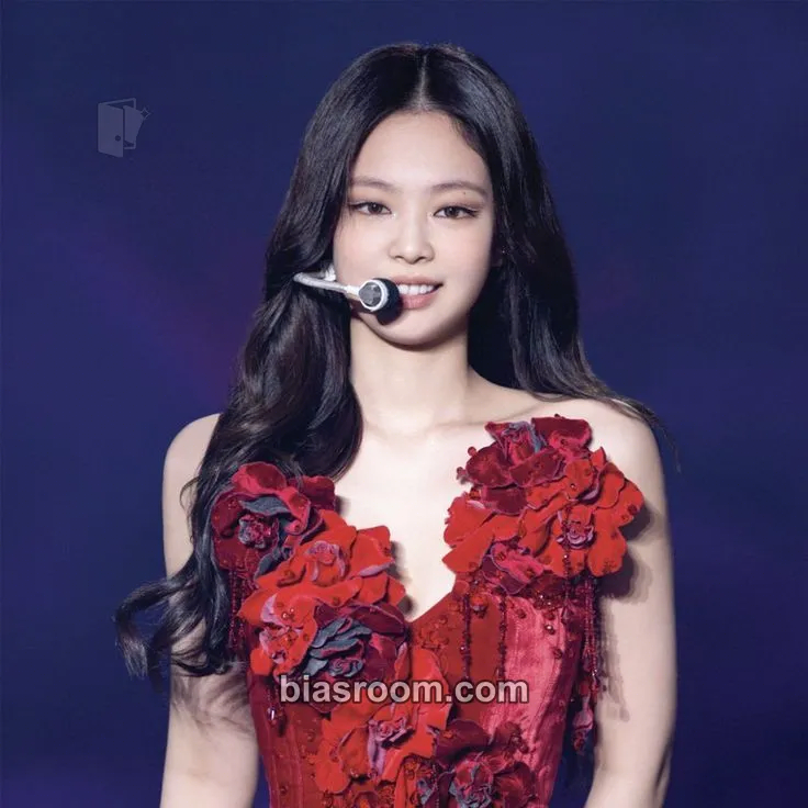 Jennie BLACKPINK 2021 'THE SHOW' LIVE DVD & KiT VIDEO Photocard - BLACKPINK - BLACKPINK K-pop photocard